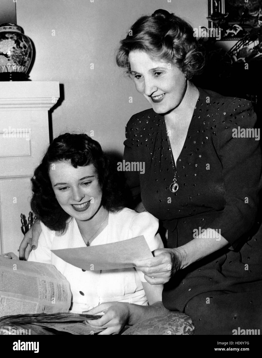 Hazel Dawn, right, and her daughter, Dawn Gruwell (aka Hazel Dawn, Jr