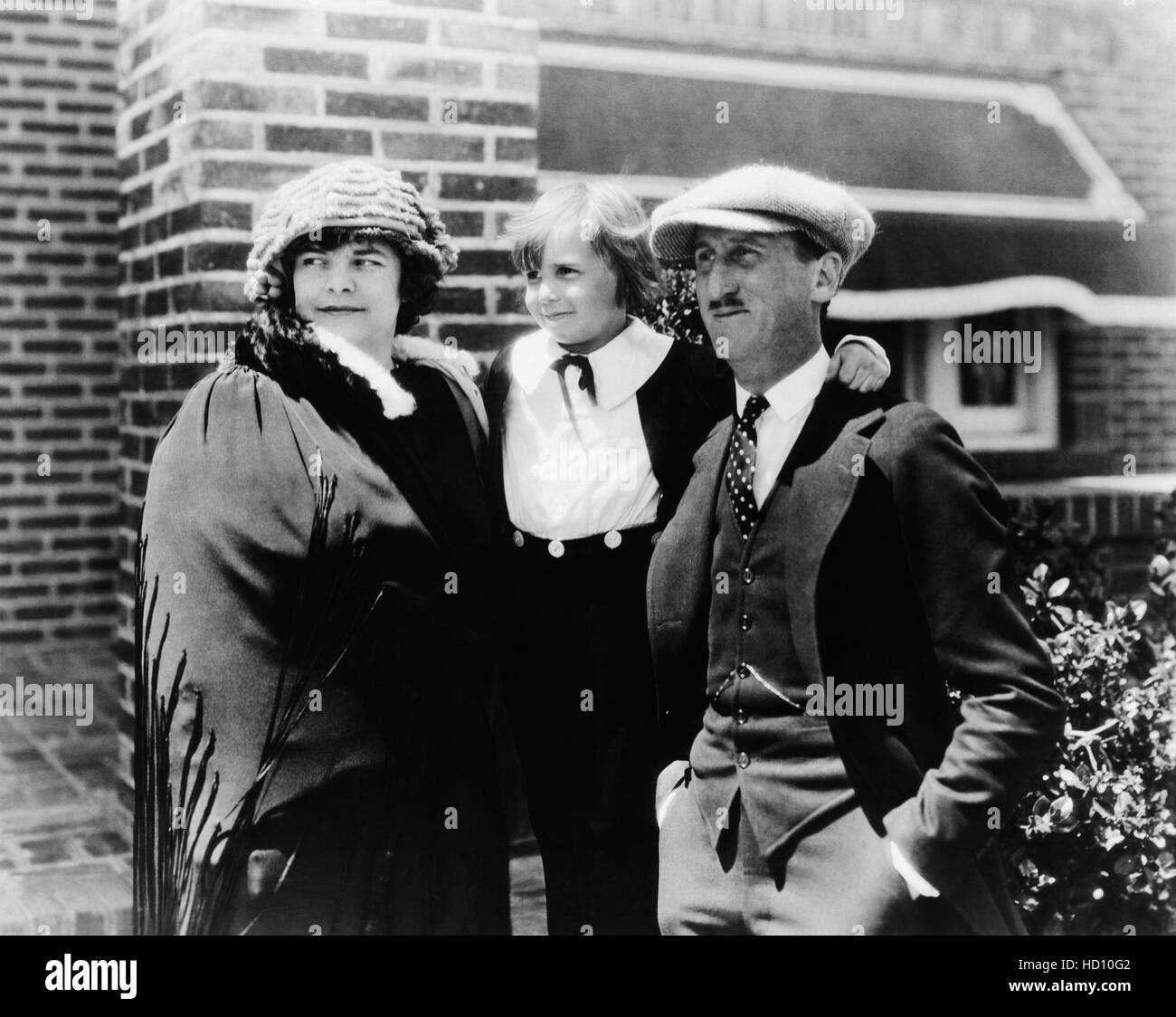Jackie Coogan, with his parents, Jack, Sr., and Lillian Coogan, 1923 Stock  Photo - Alamy