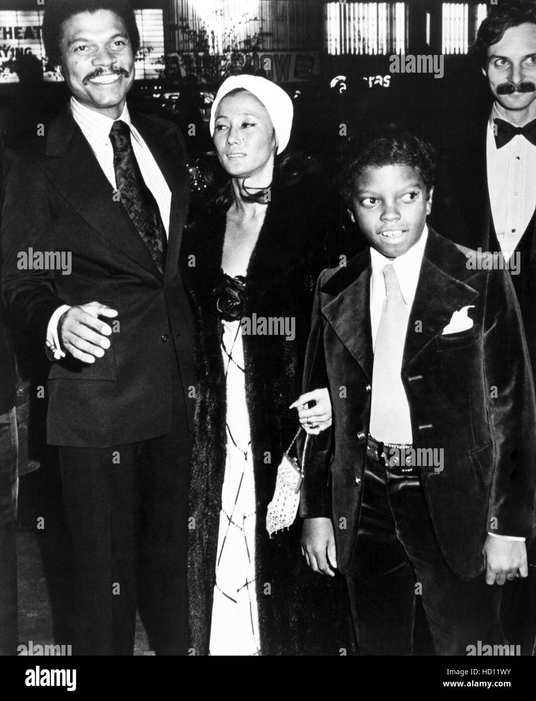 BILLY DEE WILLIAMS, with wife Teruko Nakagami and son Cory, Lady
