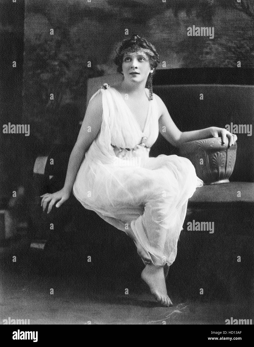 Silent movie actress Cleo Madison, ca. mid-1910s (photo by Albert ...