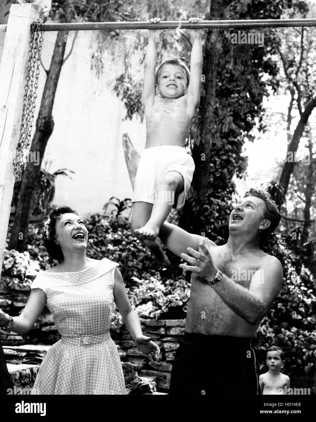 Eddie Albert, right, and his wife Margo, (aka Margo Albert), with son ...