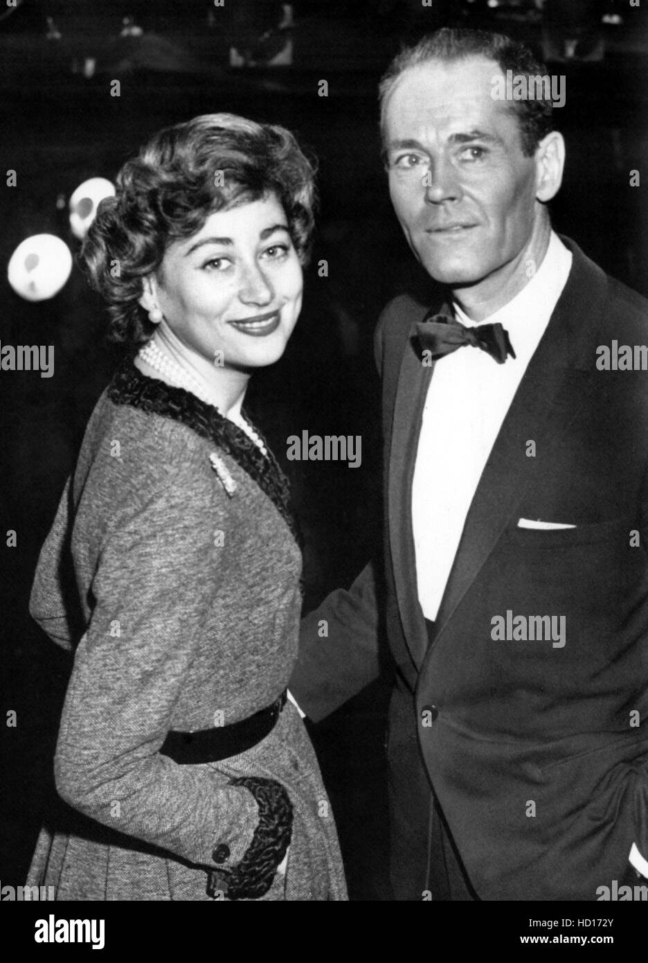 Newlyweds COUNTESS AFDERA FRANCHETTI and HENRY FONDA pose during location  filming of STAGE STRUCK, 3/7/57 Stock Photo - Alamy