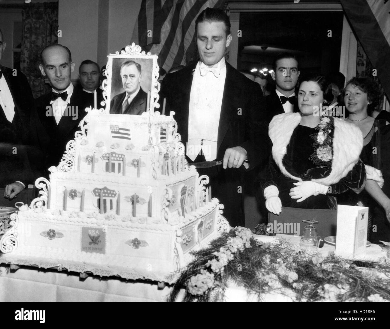 James Gleason (left) watching President Franklin Delano Roosevelt's son ...