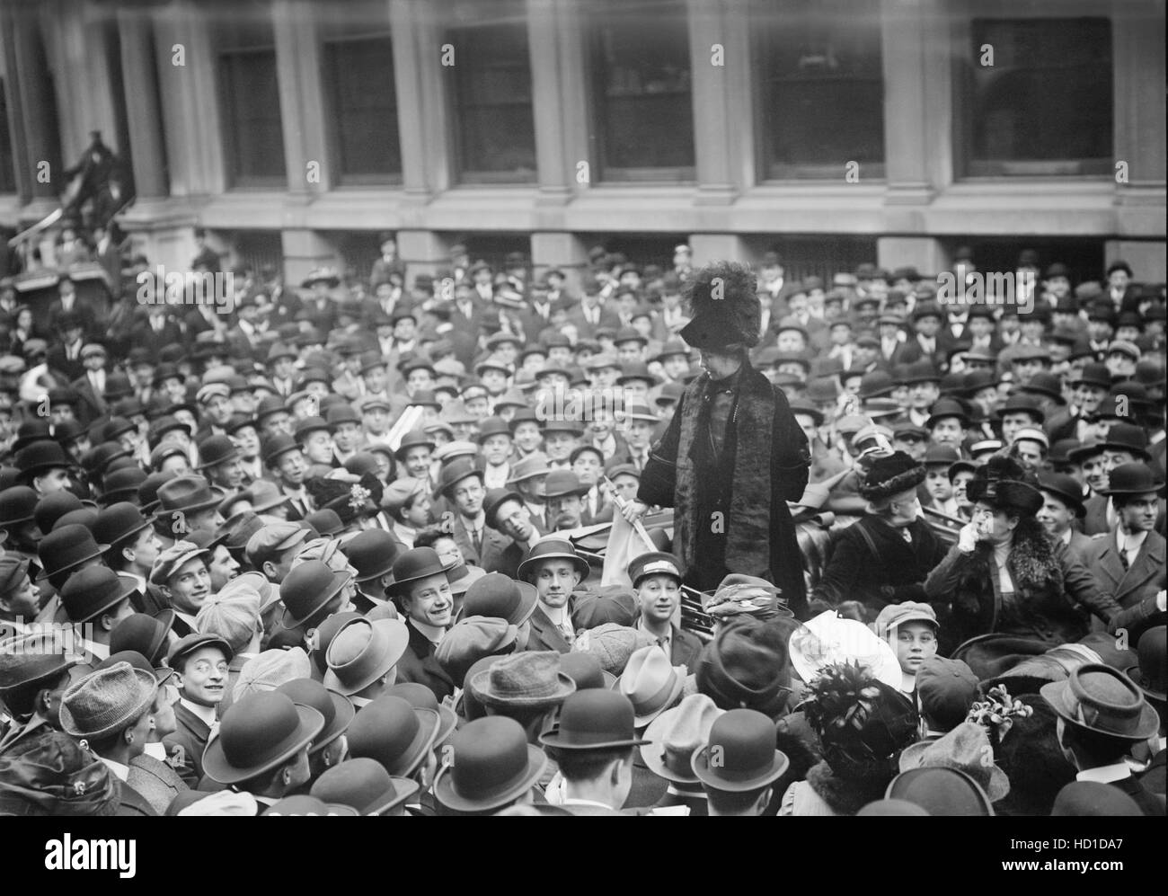 British Suffragist Leader Emmeline Pankhurst Addressing Crowd, Wall Street, New York City, New York, USA, Bain News Service, November 27, 1911 Stock Photo