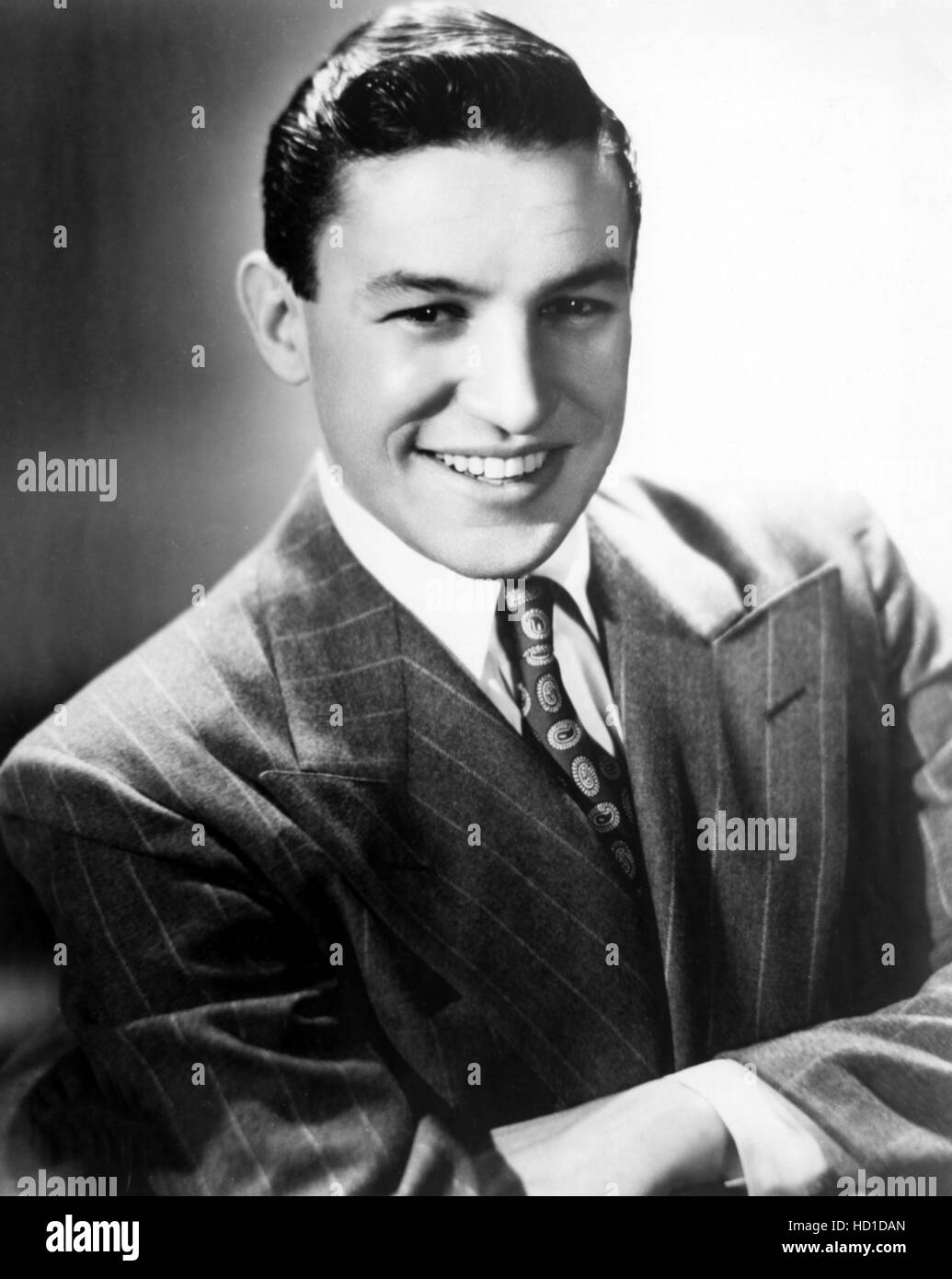 Mike Wallace, portrait ca. 1940s Stock Photo - Alamy