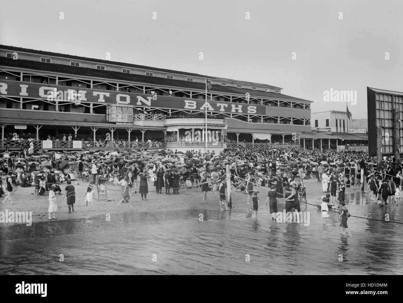 Crowd at Beach, Brighton Beach, New York, USA, Bain News Service, 1915 Stock Photo