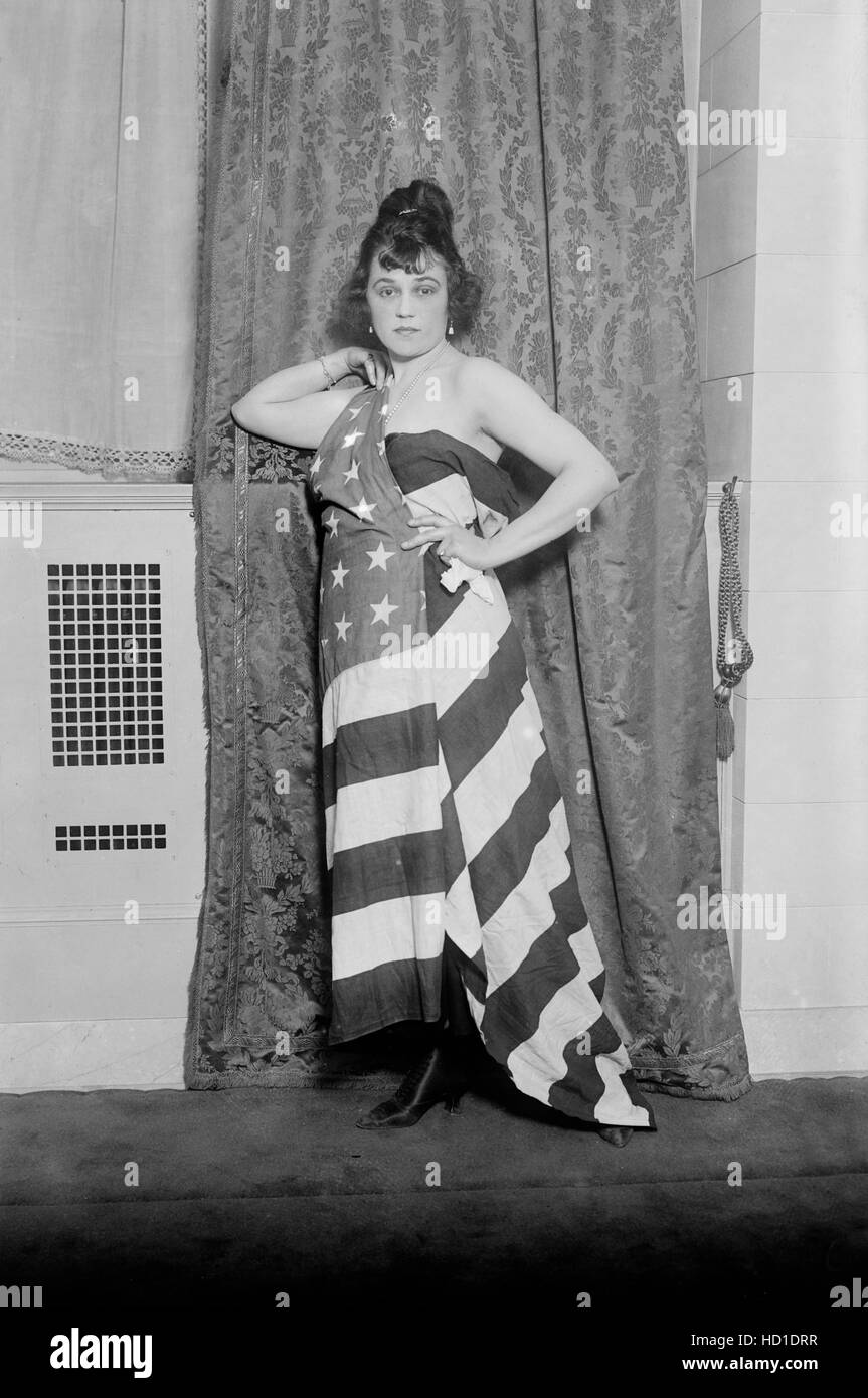 Actress Alice Brady Wrapped in American Flag during World War I, Bain News Service,  June 1917 Stock Photo