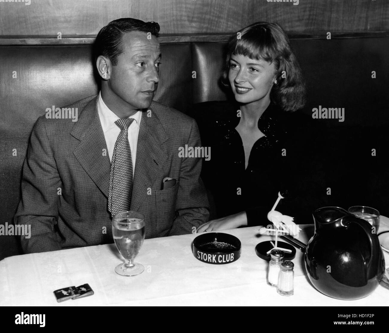 Donna Reed with husband Tony Owen at the Stork Club, 1947 Stock Photo -  Alamy