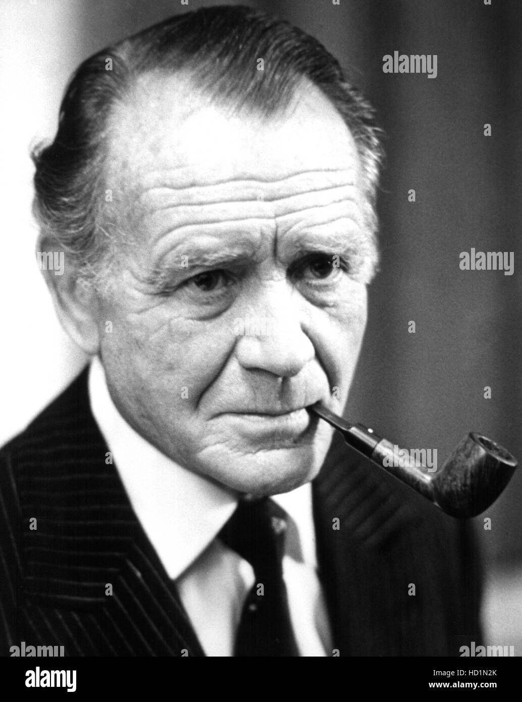 John Mills, 1970s Stock Photo Alamy