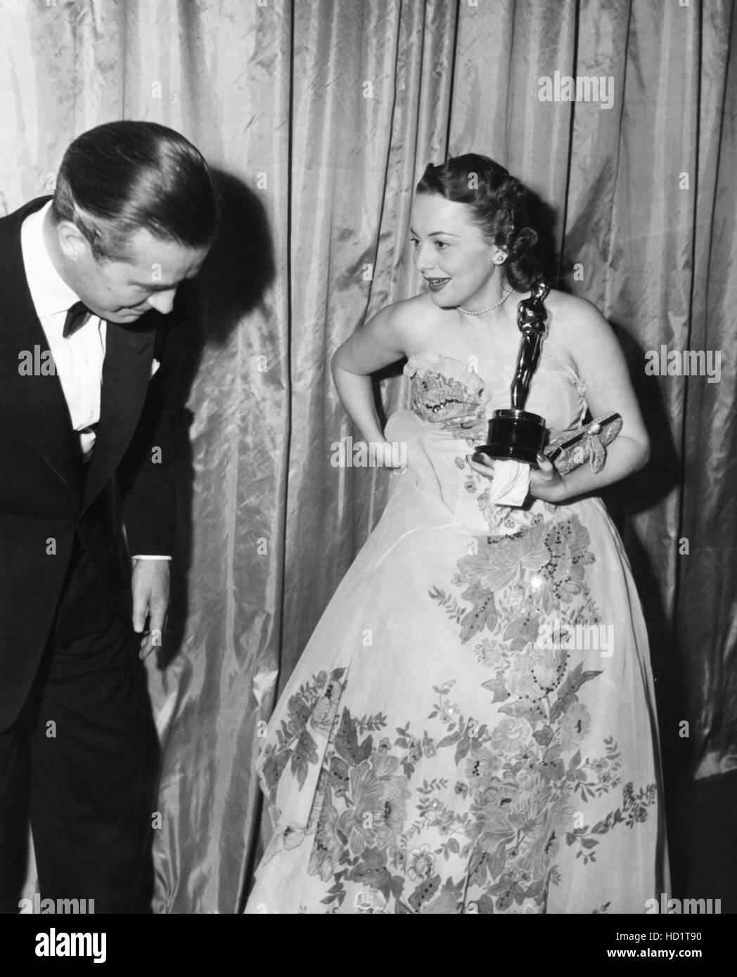 Olivia de top havilland oscar dress