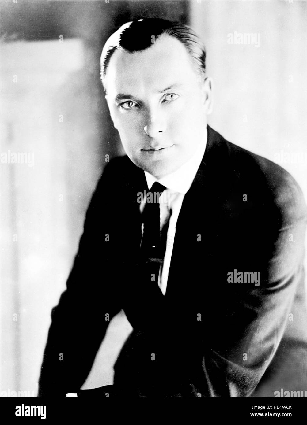 Pat Malley Pat O'Malley, portrait ca. 1924, ph: Woodbury Stock Photo - Alamy
