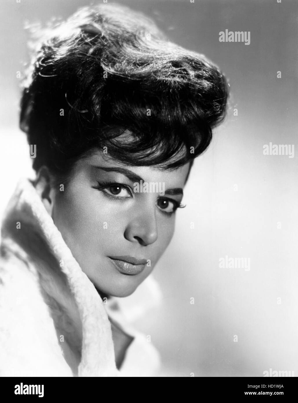 Mezzosoprano Rosalind Elias, ca. late 1950s Stock Photo Alamy