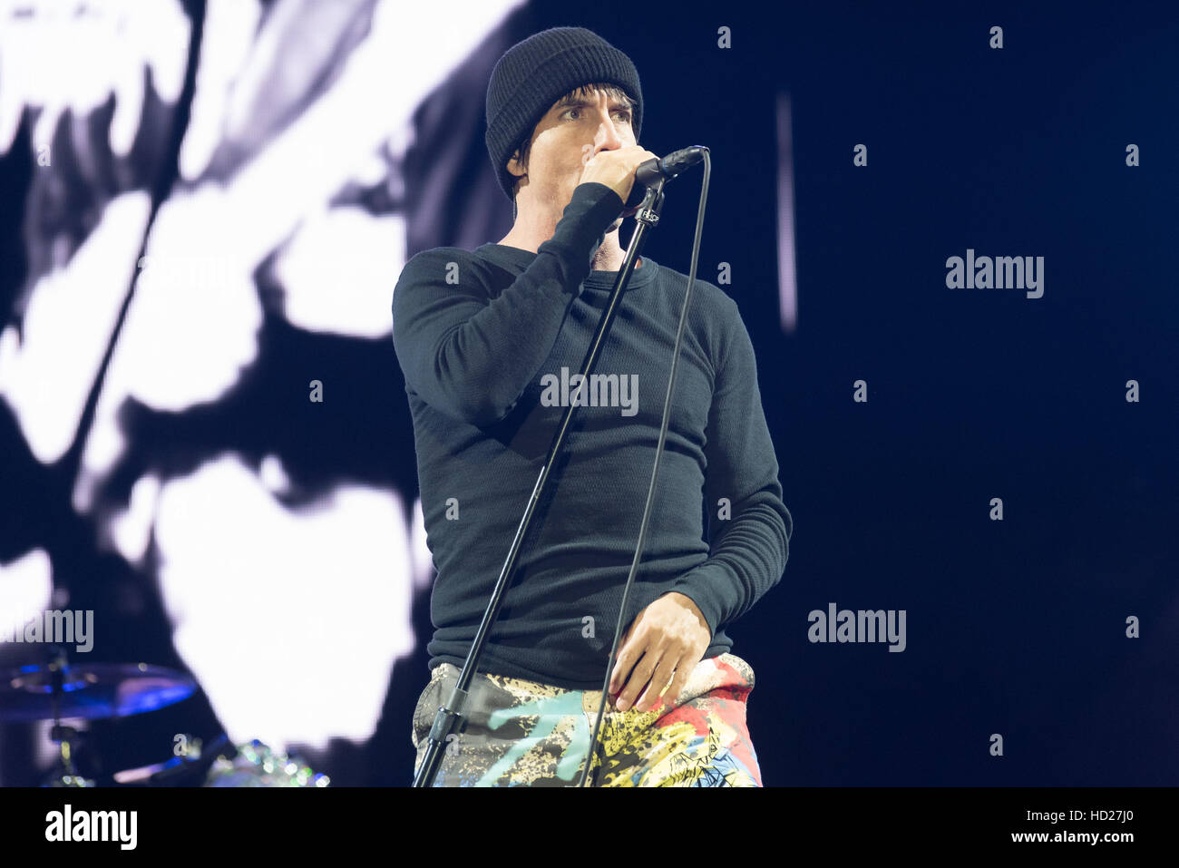 Red Hot Chilli Peppers headline Leeds Festival 2016 Day 3 Featuring