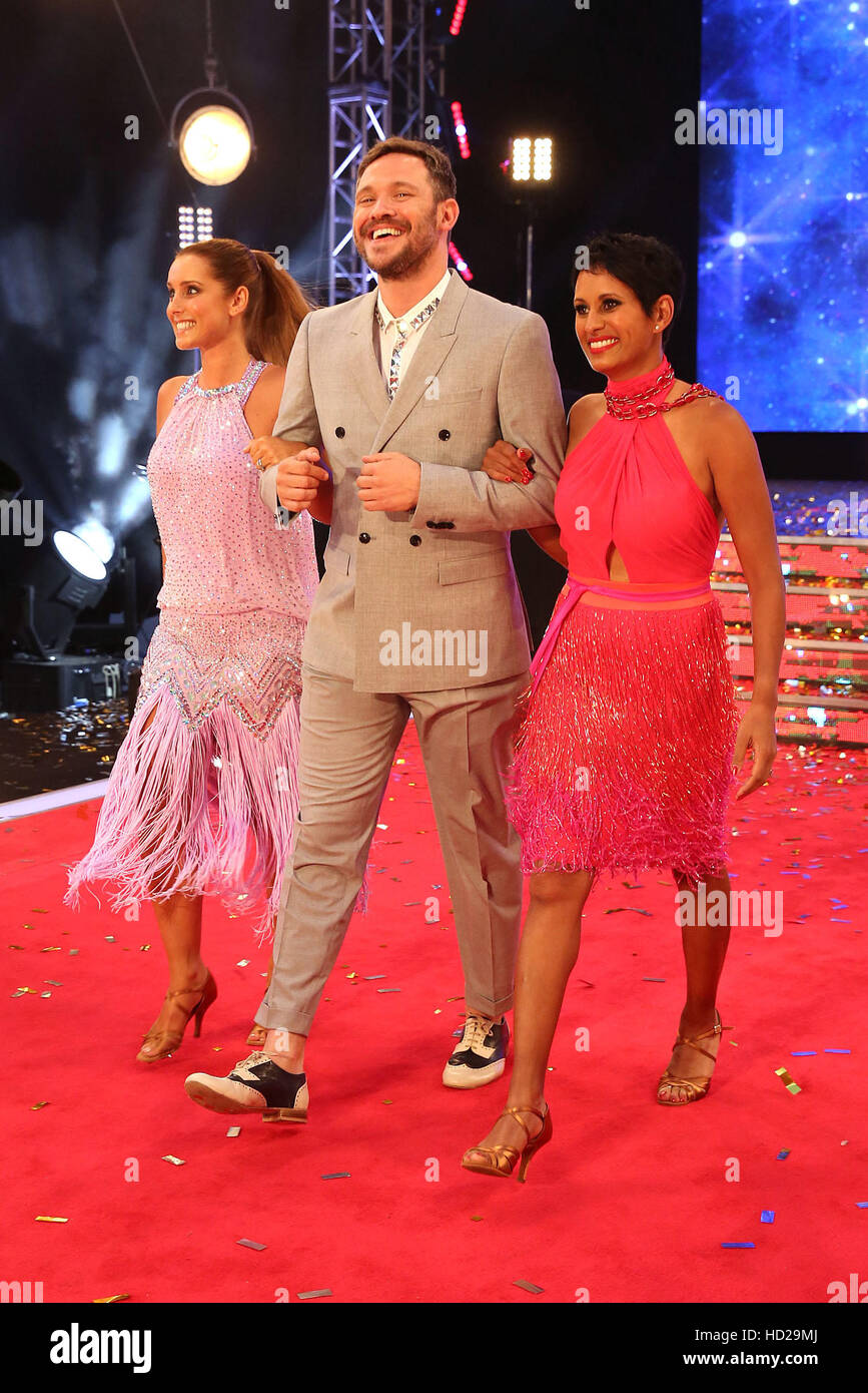 naga munchetty mini dress red carpet