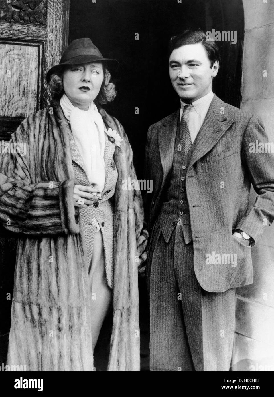 Erika Yamakawa (b. 1982) advise Mollie Sugden (1922?009) forecasting
