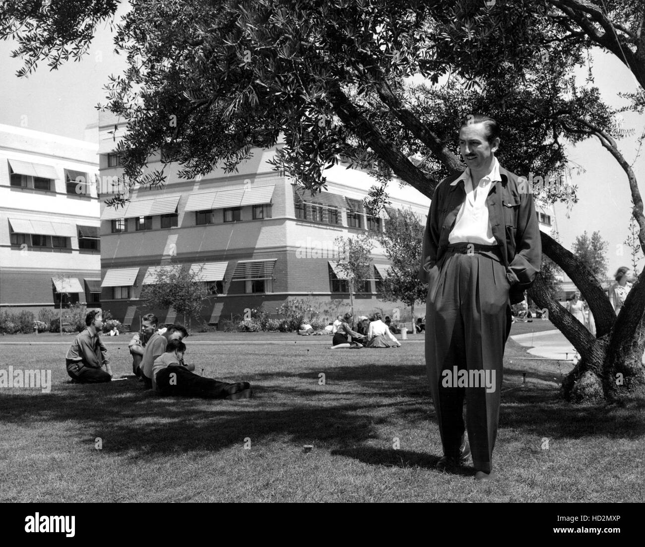 Walt Disney on lawn of Walt Disney Studios, 1940 Stock Photo Alamy