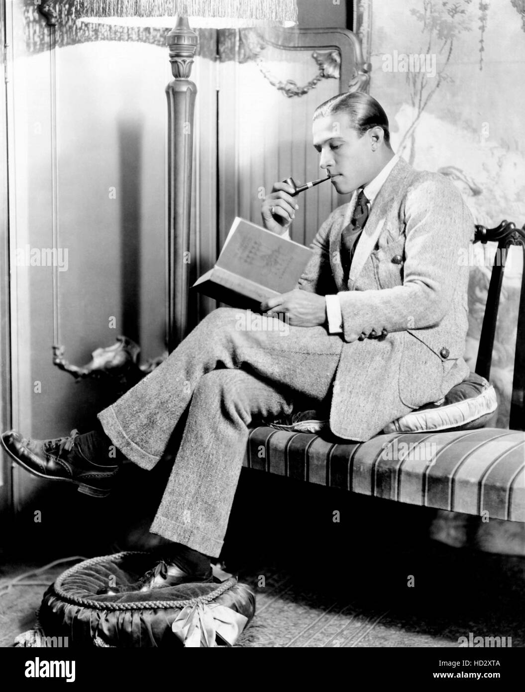 Rudolph Valentino, 1920s Stock Photo - Alamy