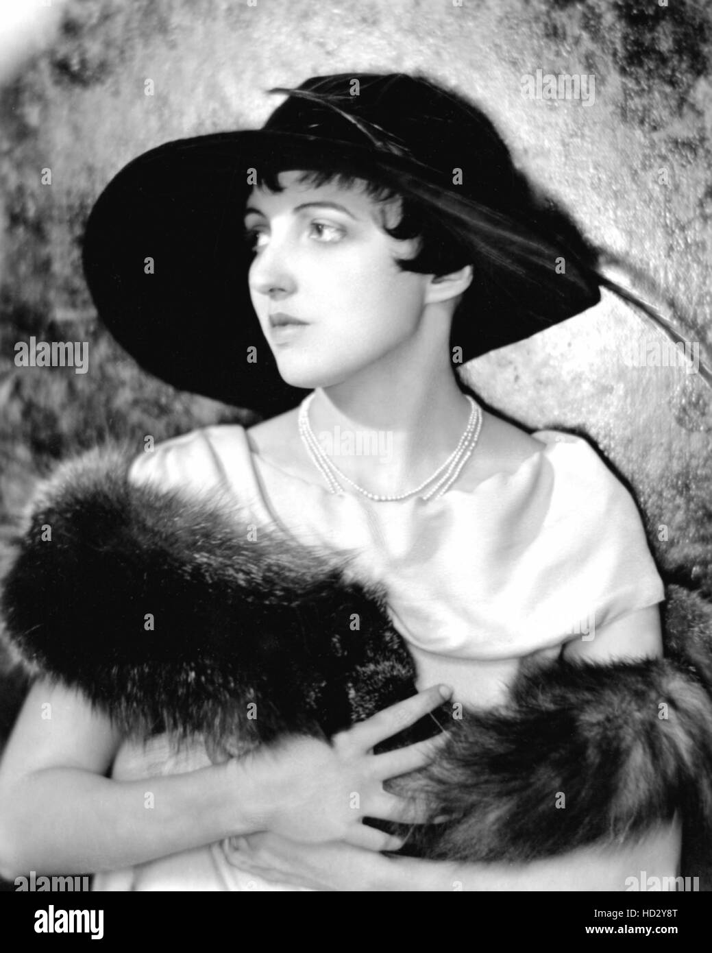 Actress Sara Sothern (aka Sara Sothern Taylor), mother of Elizabeth Taylor, 1926 Stock Photo