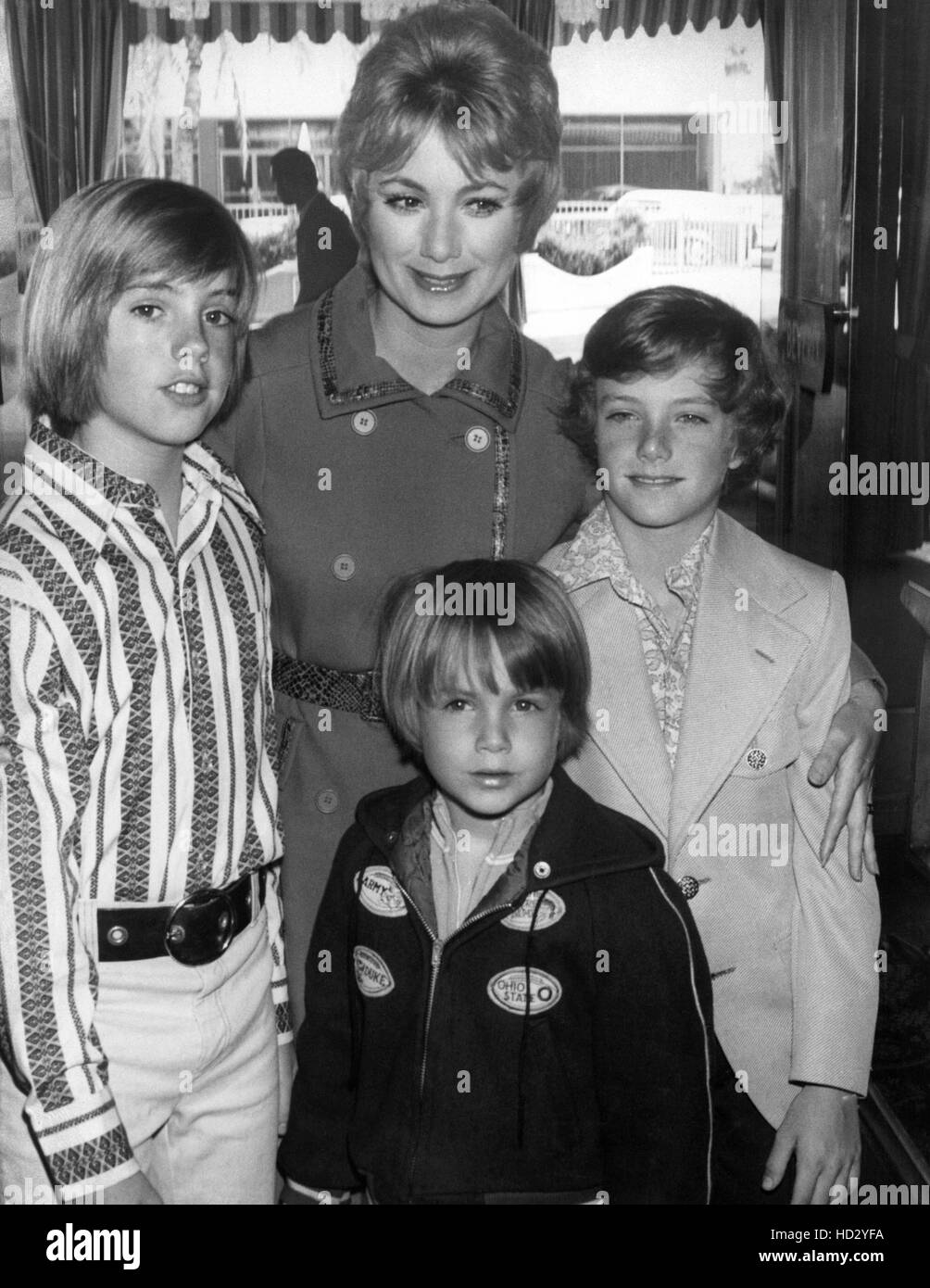 Shirley Jones With Sons L To R Shaun Cassidy Ryan Cassidy And Patrick Cassidy 1970 Stock