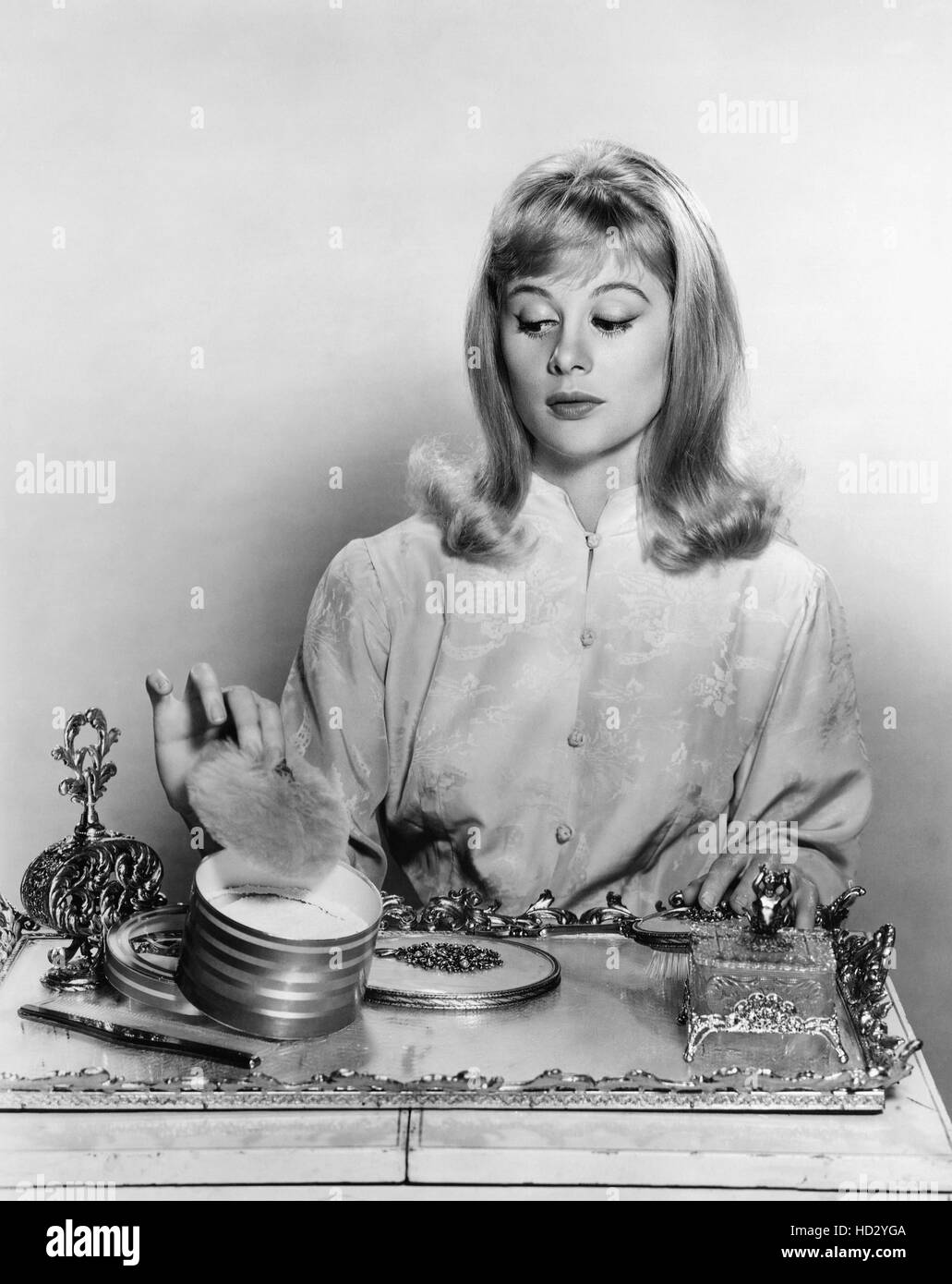 Shirley Knight, 1962 Stock Photo - Alamy