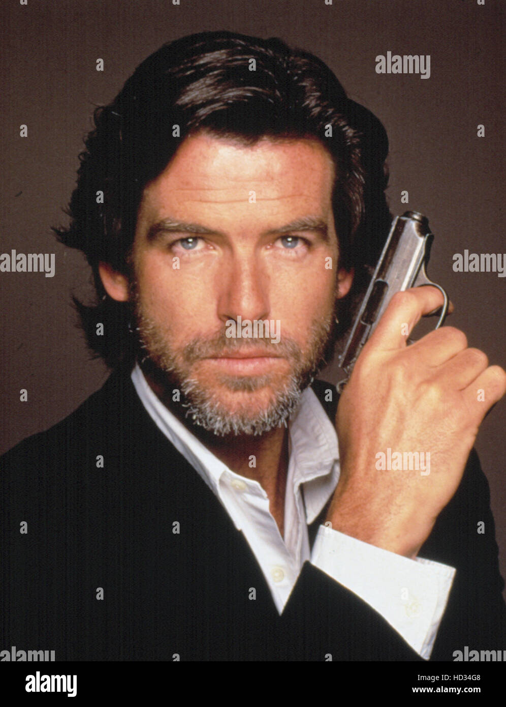 Pierce Brosnan as James Bond in GOLDENEYE, 1995 Stock Photo - Alamy