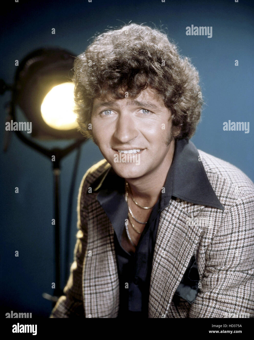 THE MAC DAVIS SHOW, Mac Davis, 1974-76 Stock Photo - Alamy