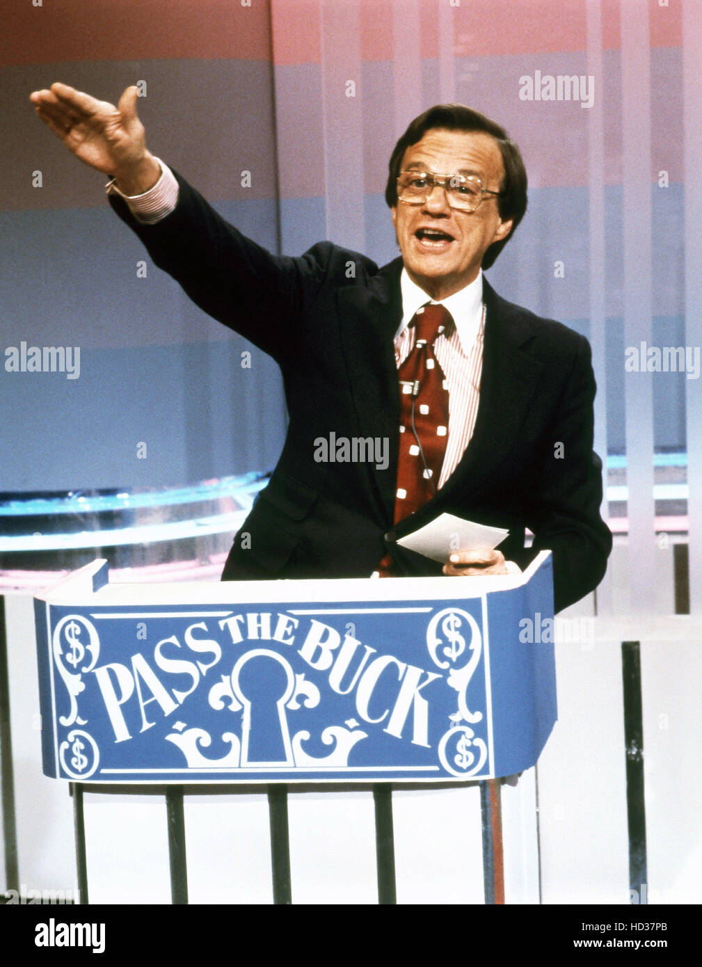 PASS THE BUCK, Bill Cullen, 1978 Stock Photo Alamy