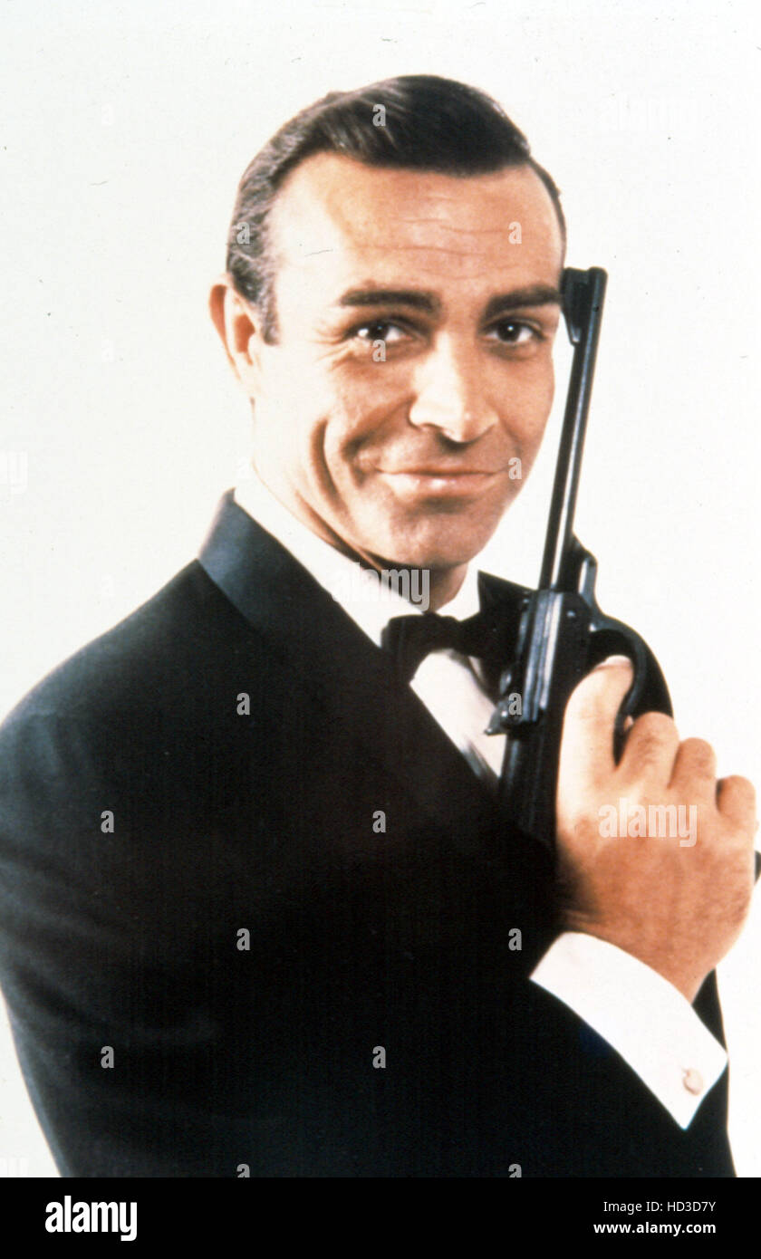Sean connery james bond hi-res stock photography and images - Alamy