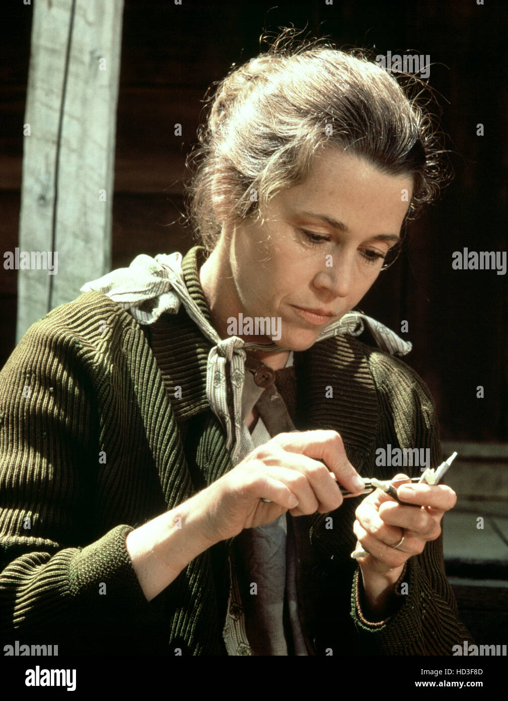 THE DOLLMAKER, Jane Fonda, 1984, © ABC / Courtesy: Everett Collection ...