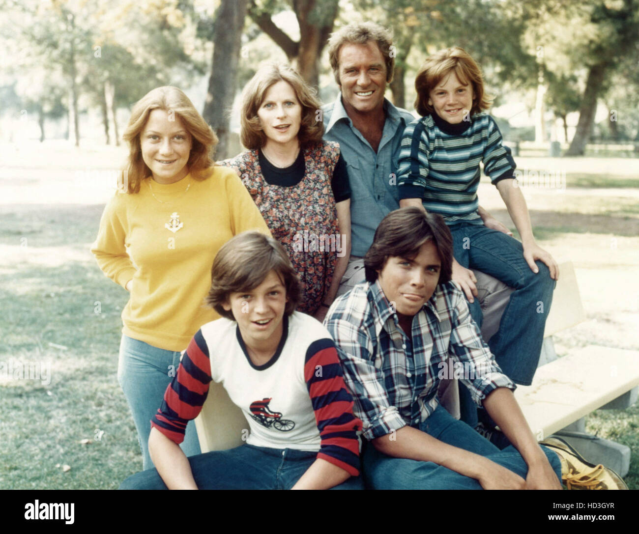 THE FITZPATRICKS, top from left: Michele Tobin, Mariclare Costello, Bert  Kramer, Sean Marshall, bottom from left: James Vincent Stock Photo - Alamy