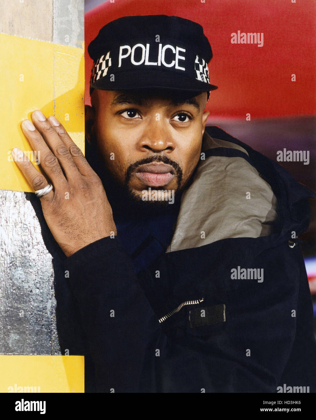 THIEF TAKERS, Gary McDonald, 'NoOne Likes To See That,' (season 1