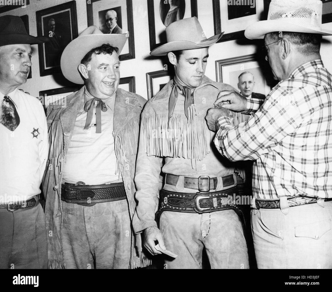 THE ADVENTURES OF WILD BILL HICKOK, Andy Devine (2nd from left), Guy ...