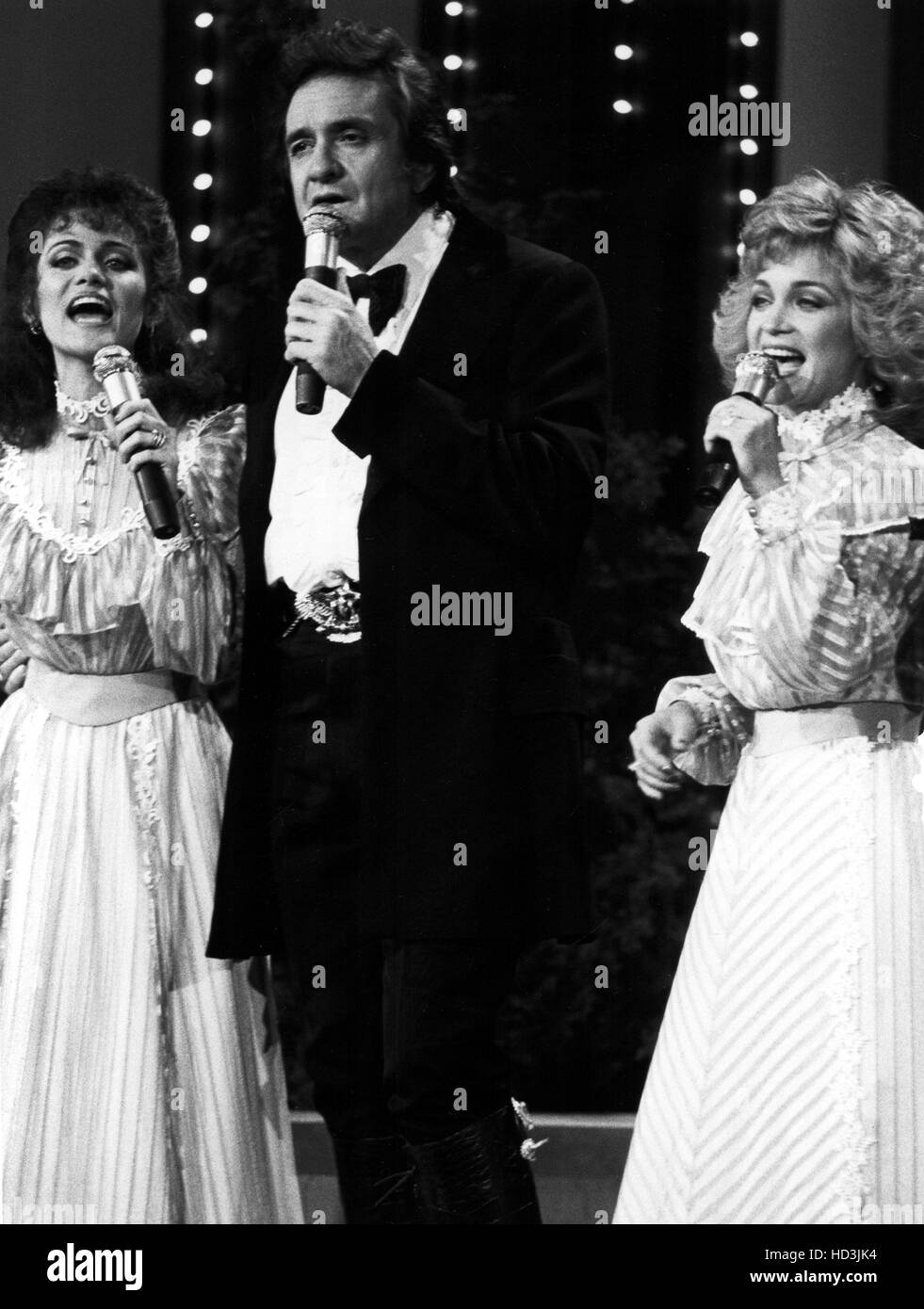 BARBARA MANDRELL AND THE MANDRELL SISTERS, Louise Mandrell, Johnny Cash