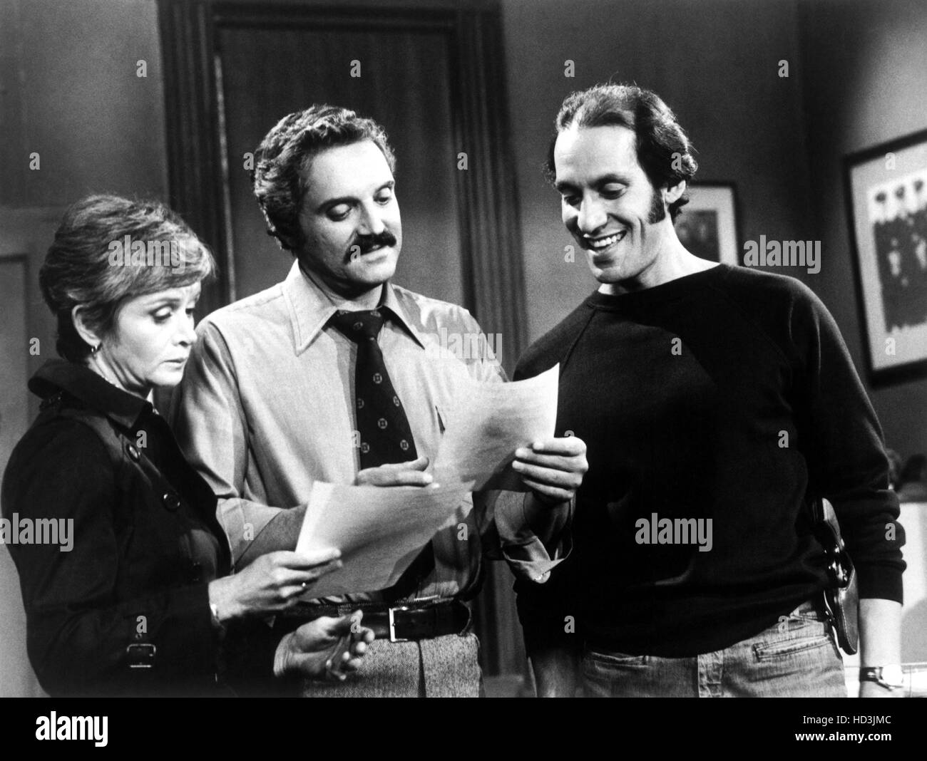 BARNEY MILLER, from left Barbara Barrie, Hal Linden, Gregory Sierra in