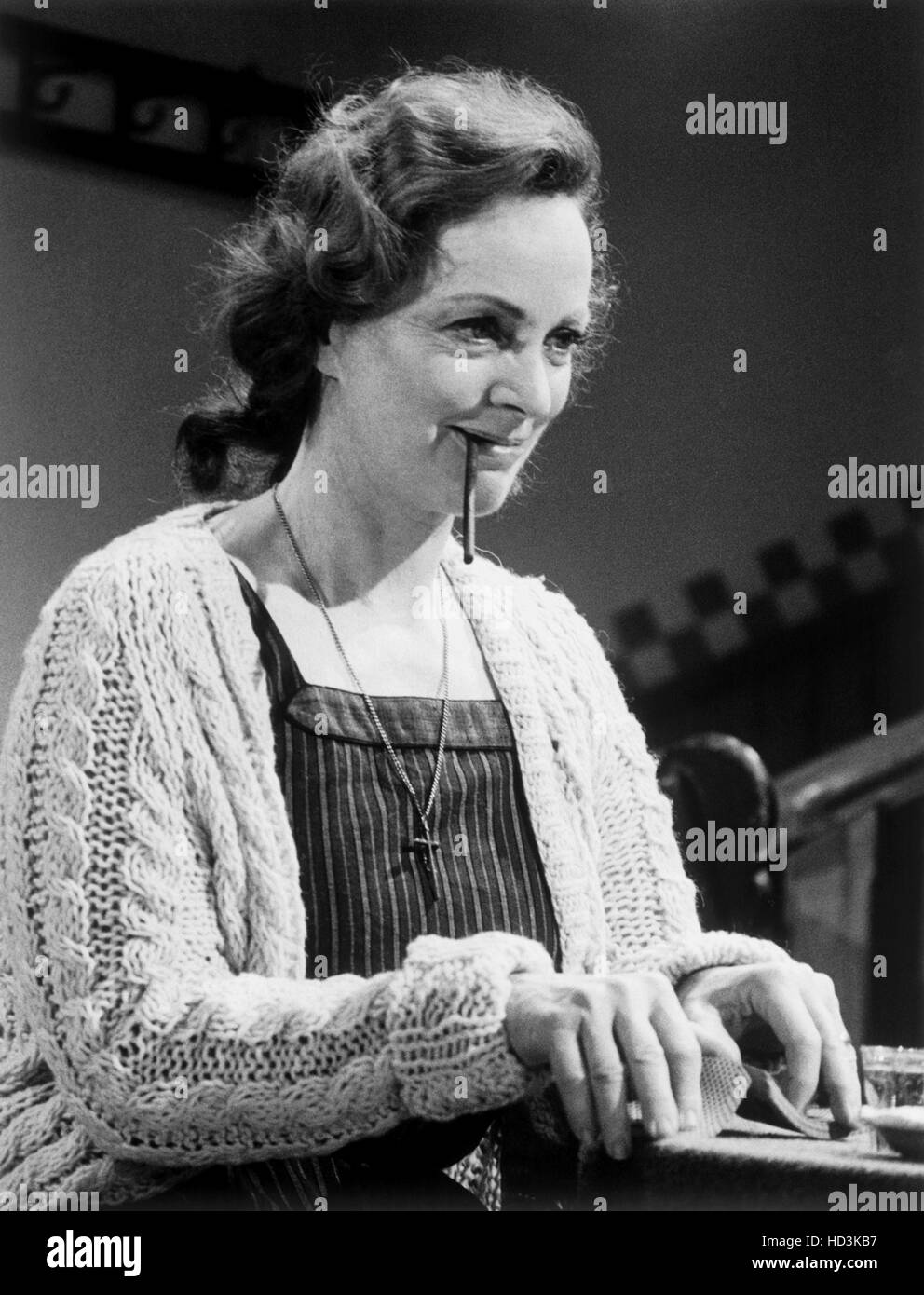 BEACON HILL, Beatrice Straight, 1975 Stock Photo Alamy