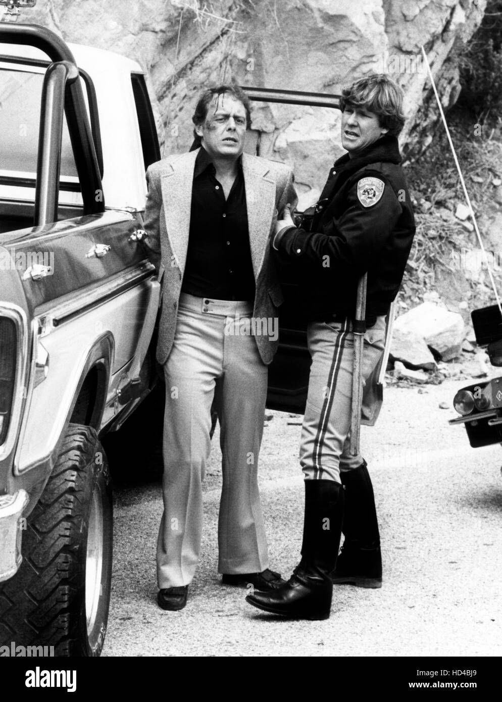 CHIPS, lr Jeff Doucette, Larry Wilcox in 'Weed Wars' (Season 5