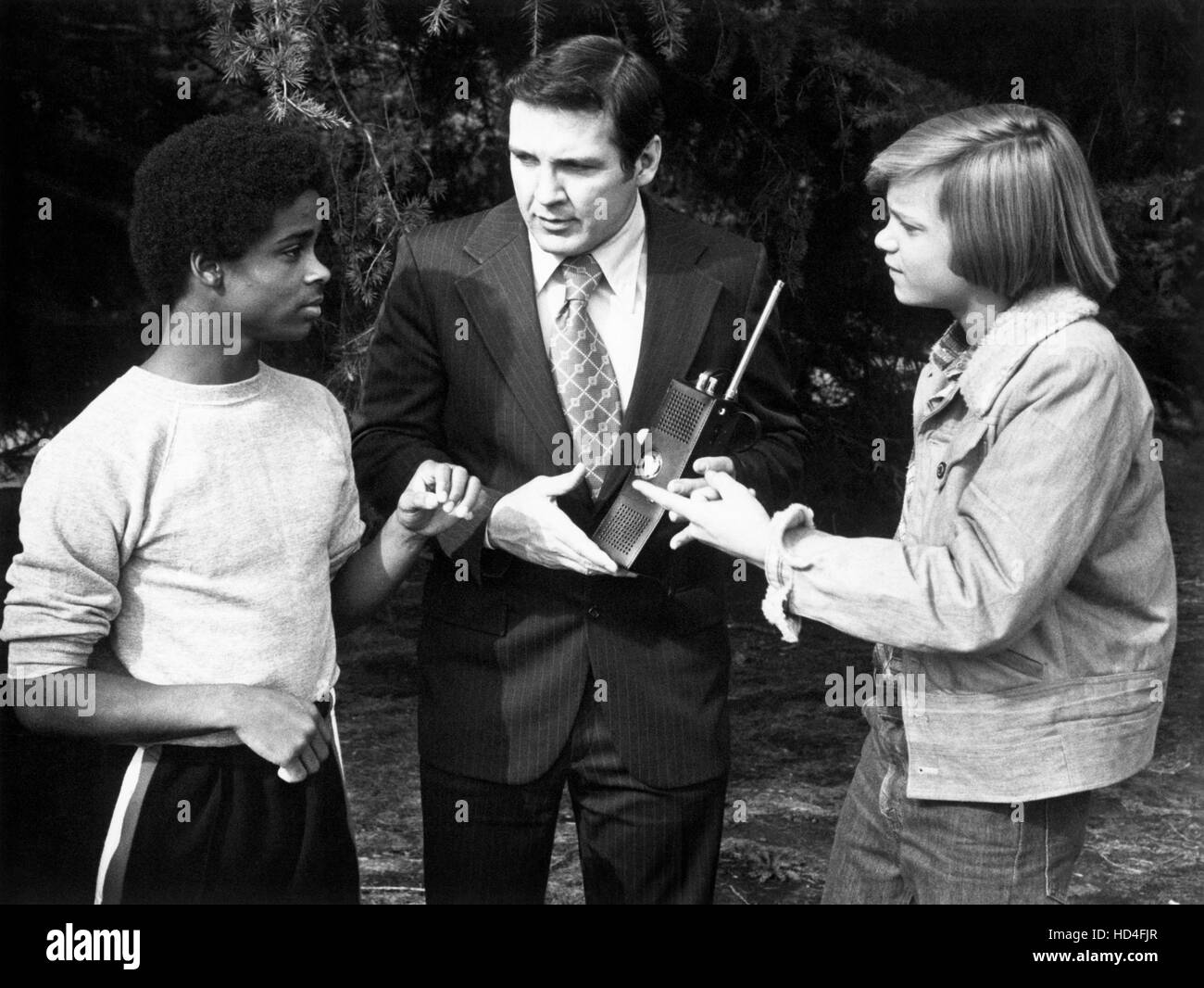 JAMES AT 16 (aka JAMES AT 15), from left: David Hubbard, Jack Knight, Lance Kerwin in 'The Gift' (Season 1, Episode 14, aired Stock Photo