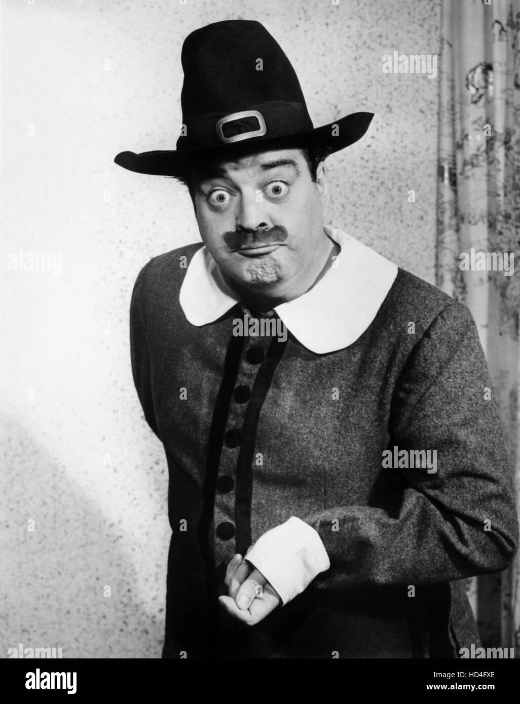 THE JACKIE GLEASON SHOW, Jackie Gleason as Reginald van Gleason III ...