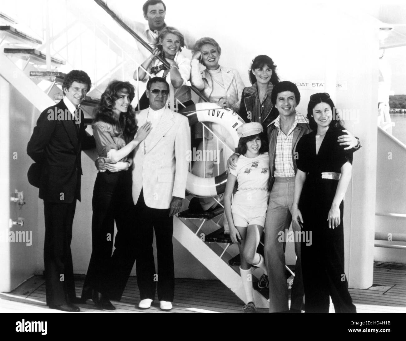 THE LOVE BOAT II, front from left Robert Reed, Tracy Brooks Swope