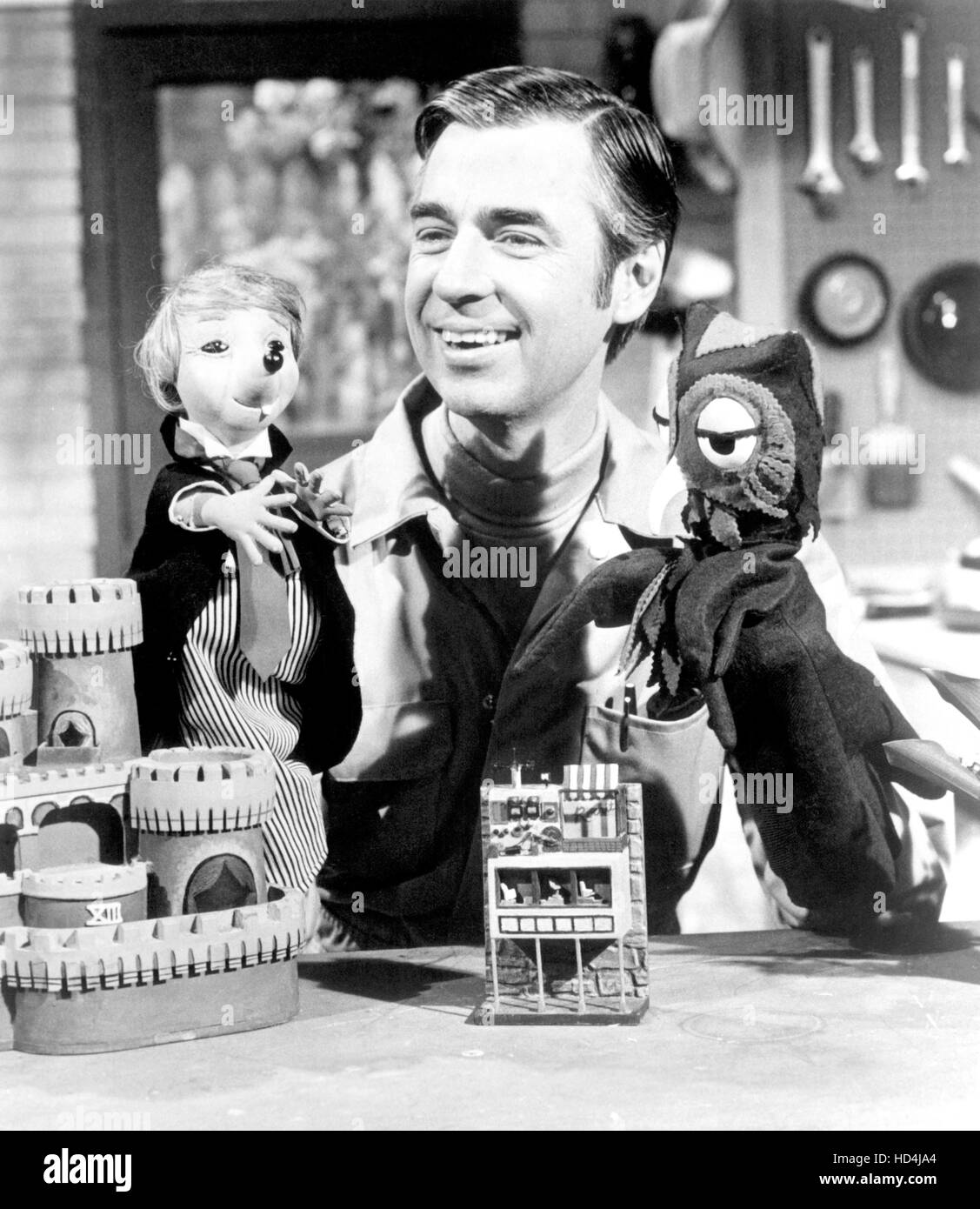 MISTER ROGERS' NEIGHBORHOOD, Cornflake S. Pecially, Fred Rogers, X the