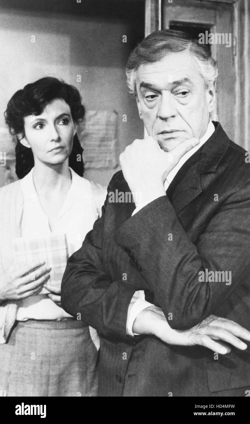 THE ATTIC THE HIDING OF ANNE FRANK, Mary Steenburgen, Paul Scofield