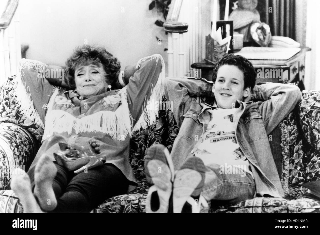 BOY MEETS WORLD, (from left): Rue McClanahan, Ben Savage, 'Grandma Was A Rolling  Stone', (Season 1, aired Nov. 12, 1993 Stock Photo - Alamy