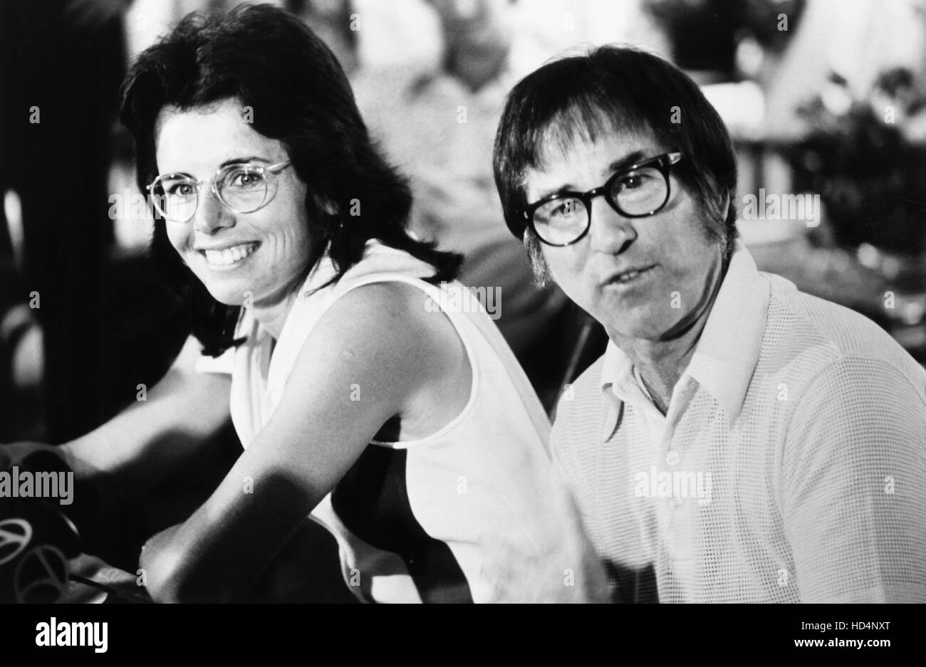 hard hell Recognition BOBBY RIGGS VS. BILLIE JEAN KING: TENNIS BATTLE OF THE SEXES, from left, Billie  Jean King, Bobby Riggs, aired September 20, 1973 Stock Photo - Alamy