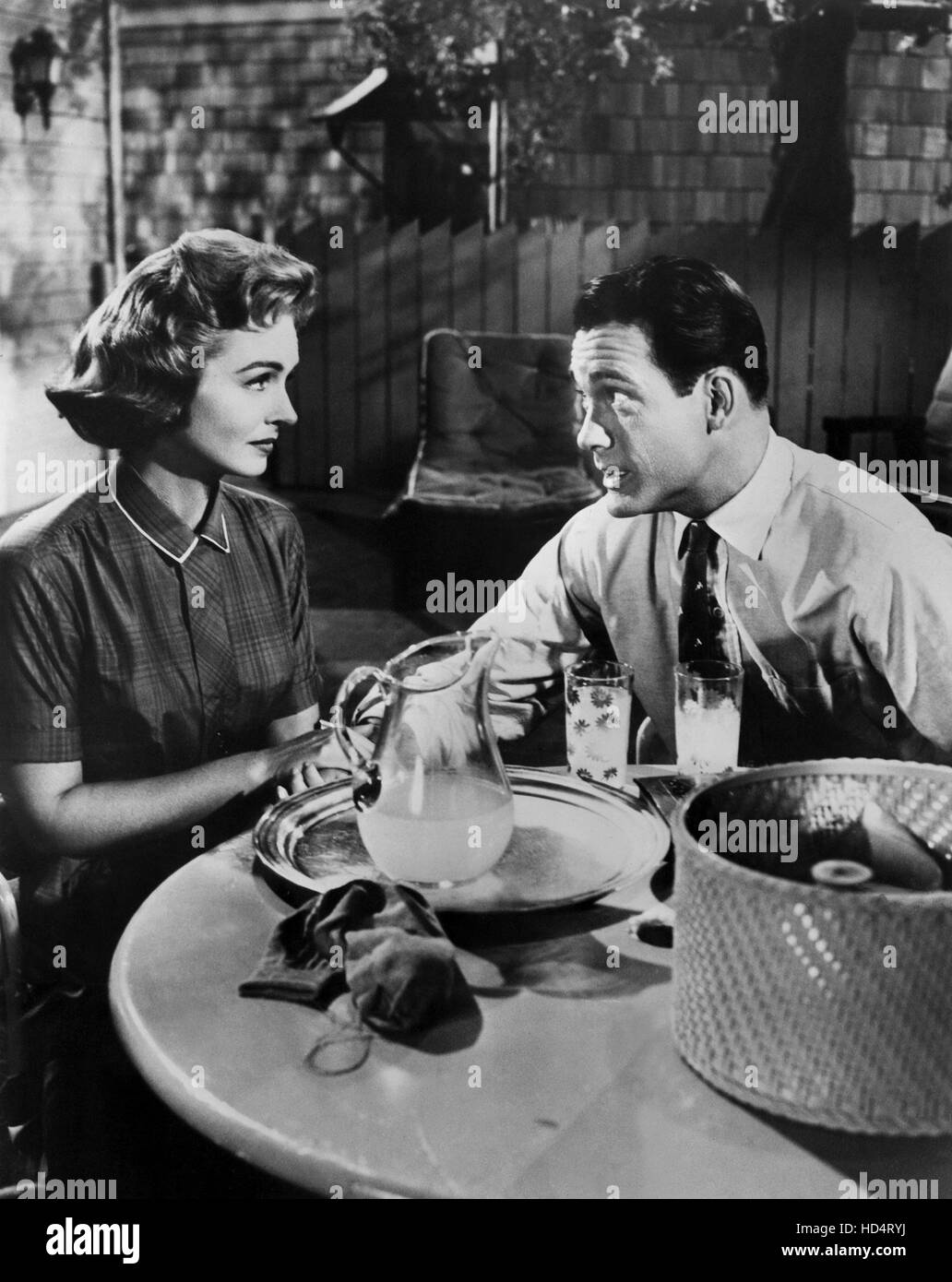 DONNA REED SHOW, 19581966, Donna Reed, Carl Betz, 7/7/60 Stock Photo Alamy