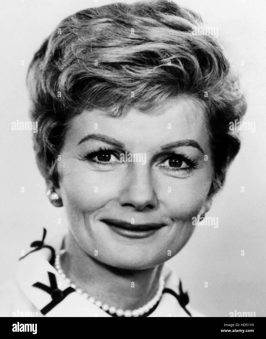 LEAVE IT TO BEAVER, Barbara Billingsley, 1957-63 Stock Photo - Alamy