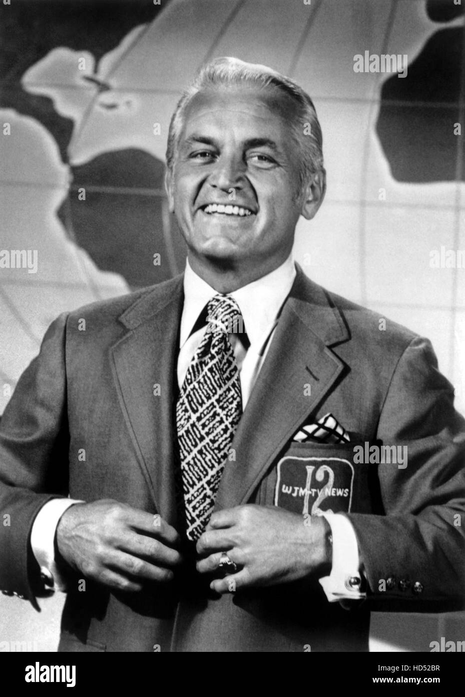 THE MARY TYLER MOORE SHOW, Ted Knight, 197077 Stock Photo Alamy