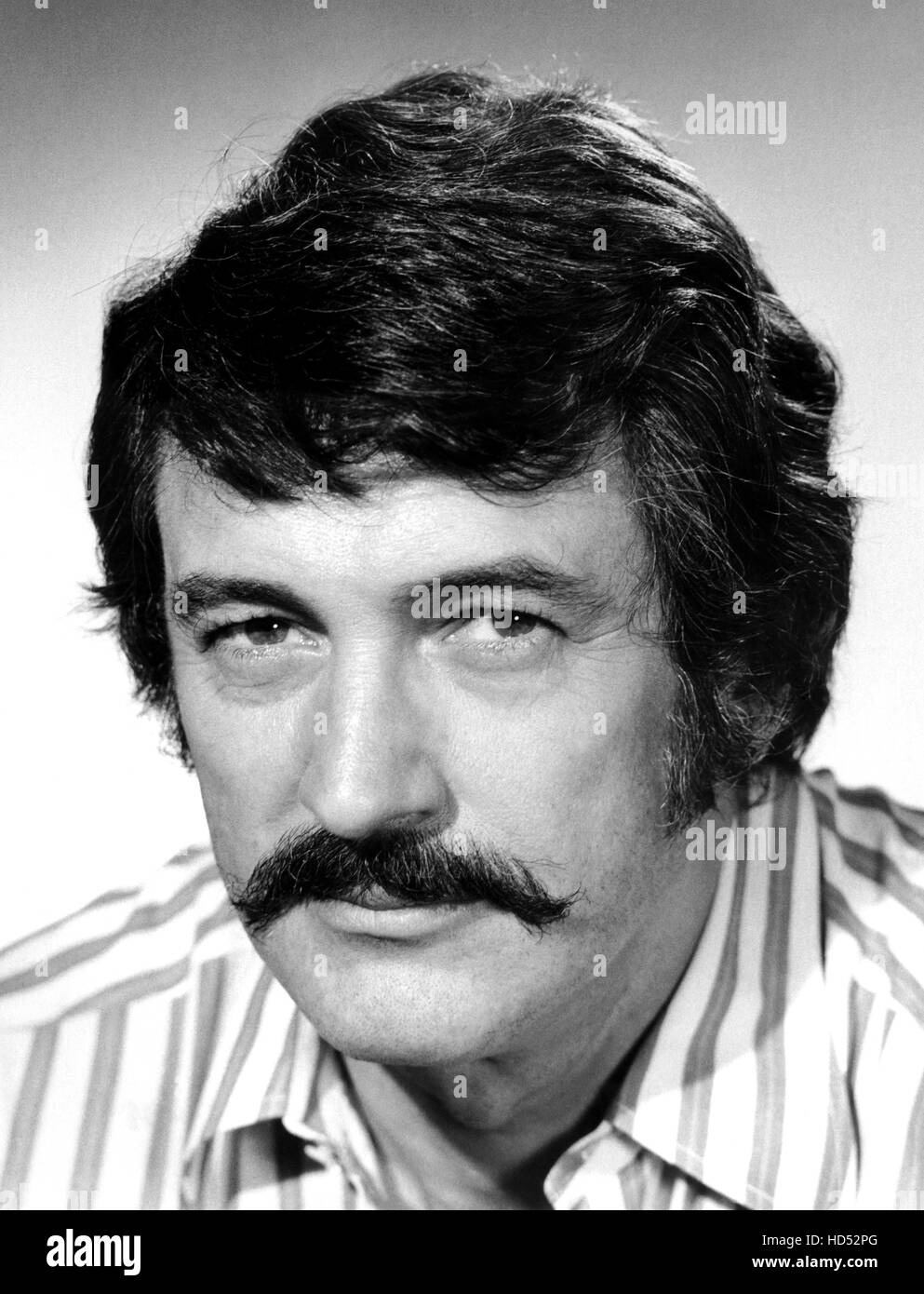 American actors Rock Hudson as Stewart 'Mac' McMillan and Susan Saint
