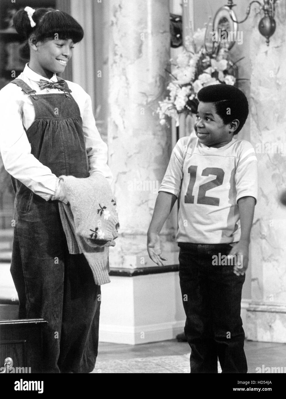 DIFF'RENT STROKES, from left Kim Fields, Gary Coleman in 'Bank Job