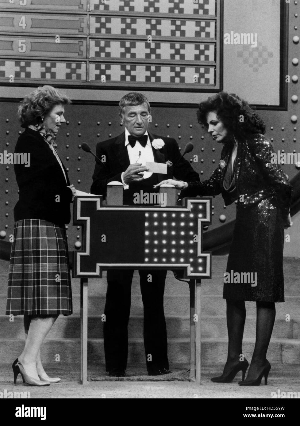 FAMILY FEUD (aka ALLSTAR FAMILY FEUD SPECIAL), from left Marion Ross
