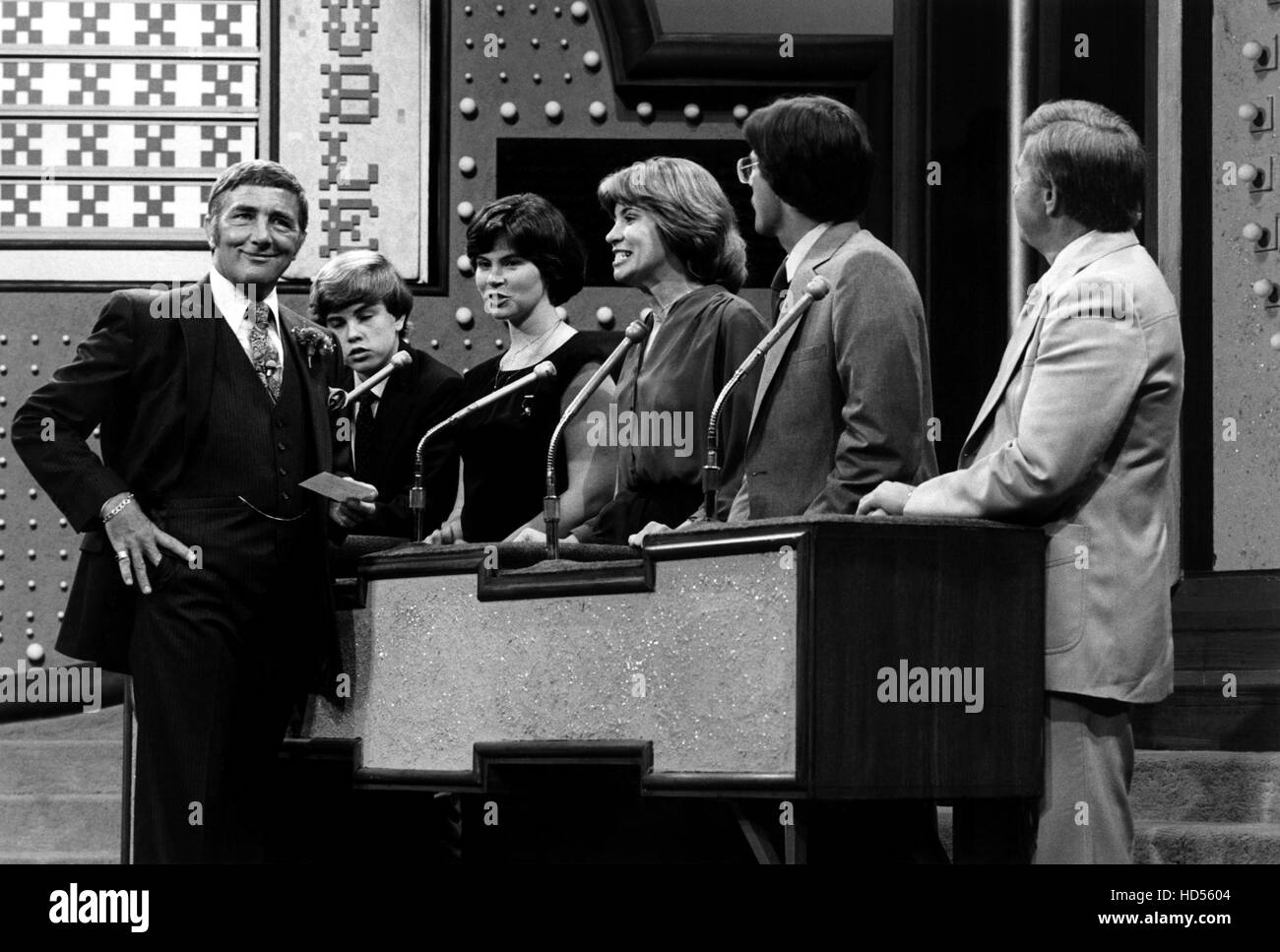 FAMILY FEUD, left Richard Dawson, 197685 Stock Photo Alamy